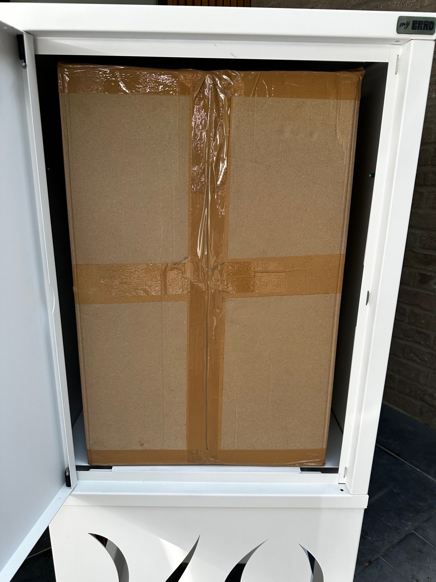 BRAD 3 EXCELLENCE CLE POSTE Boîte aux lettres et colis, pied design, 2 portes