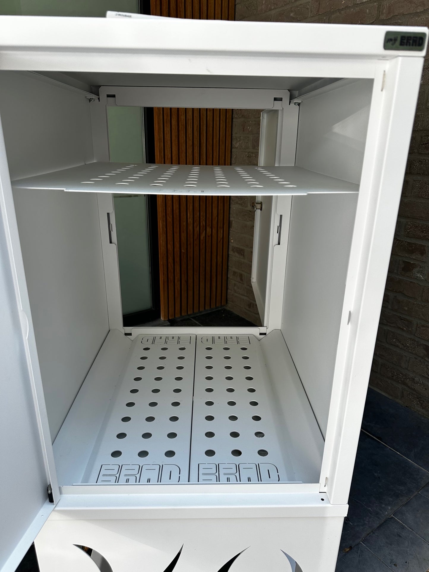 BRAD 3 EXCELLENCE CLE POSTE Boîte aux lettres et colis, pied design, 2 portes