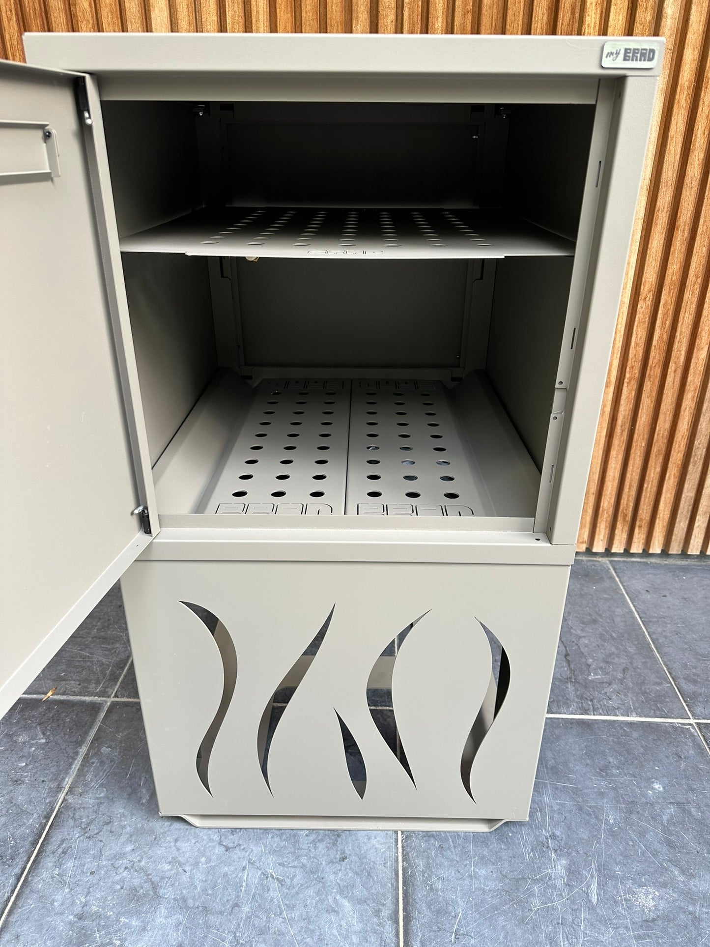 BRAD 2 Excellence clé Poste et pied design, 1 porte : La boîte aux lettres et colis idéale